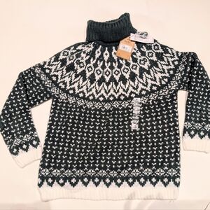 Windriver Dark Green and White Heritage Turtleneck Sweater